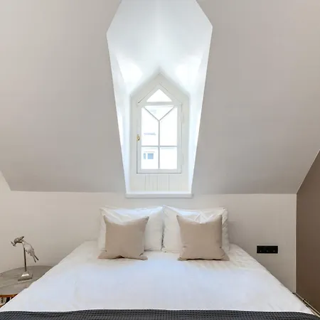 Apartment 2br 95m2 In Old Town With Free Parking And Sauna! Tallinn