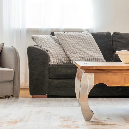 2br 95m2 In Old Town With Free Parking And Sauna! Apartman